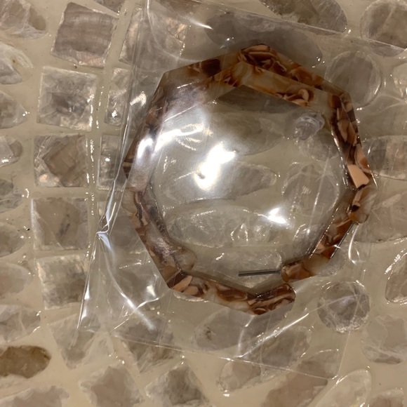 Colorful acrylic earrings-9 pairs for $10.00 - Picture 7 of 9